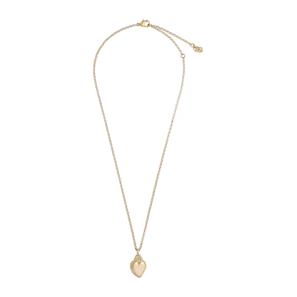 Heart pendant necklace