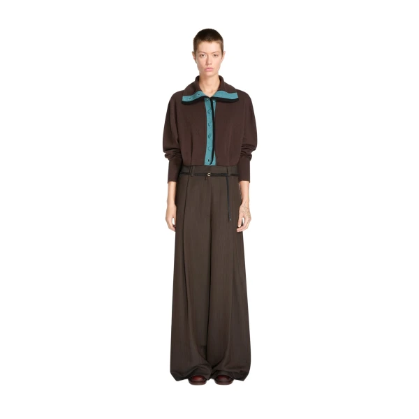 Cropped cashmere cardigan in Dark Brown - Image 2