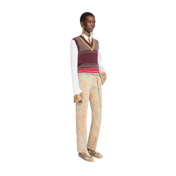 Fitted cashmere top in Wine - Image 3