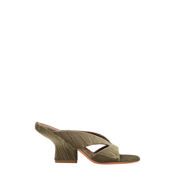 Heeled velvet mules in Green - Image 2