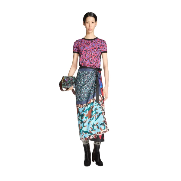 Pleated velvet clutch in Purple - Image 5