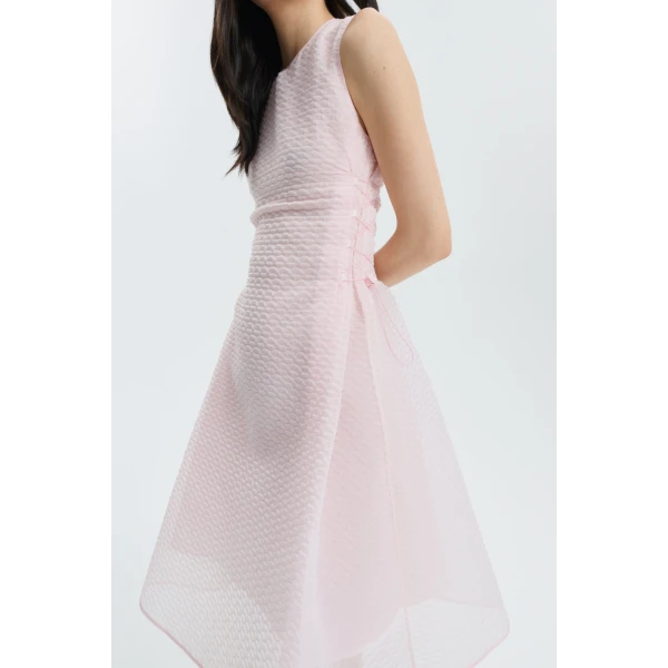 pink dress