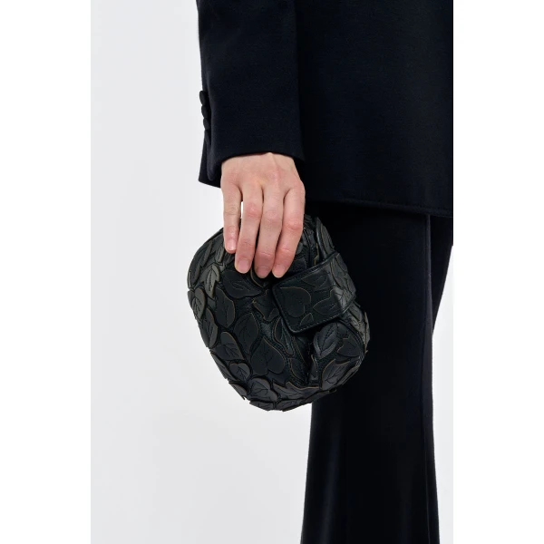 gabriela hearst clutch black