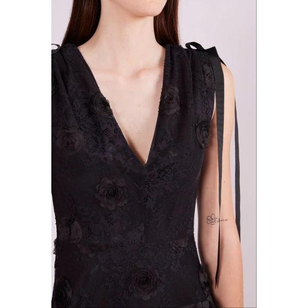 lace dress