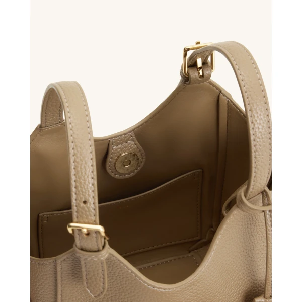 JW PEI Ines tote bag close-up