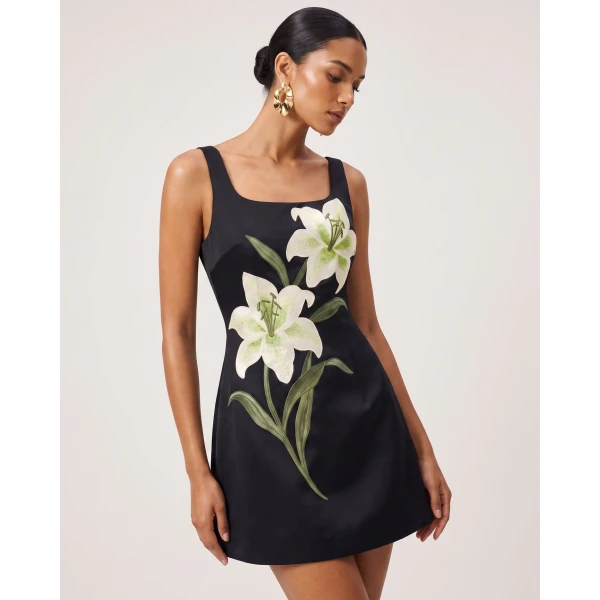JW PEI Dresses