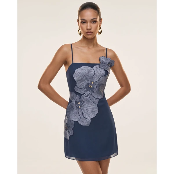 JW PEI Dresses