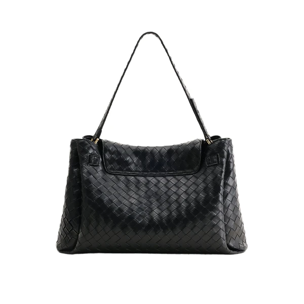 JW PEI Rhea shoulder bag detail