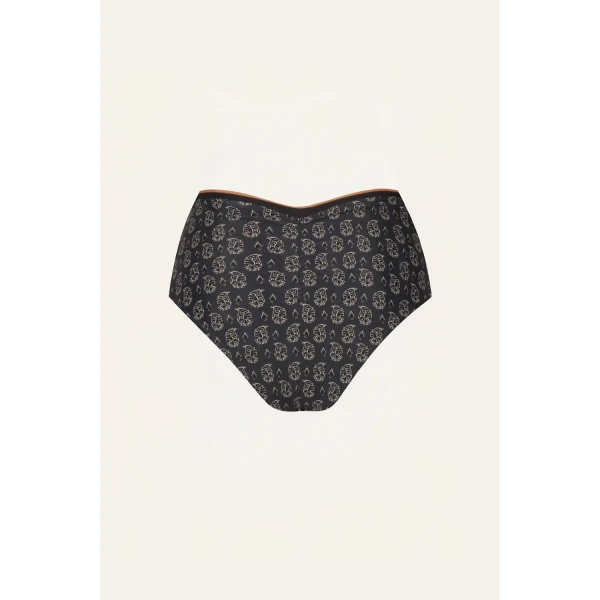 Colombian Luxury Resort Wear at Luxury Shoes 