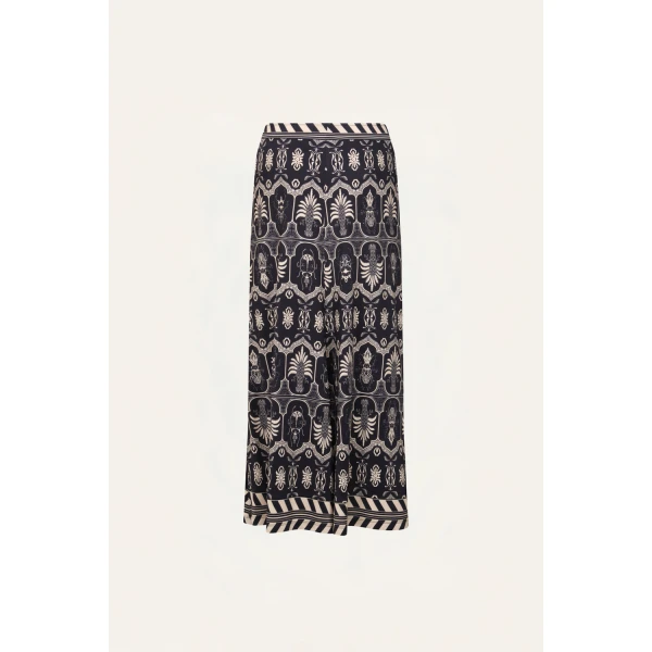 Colombian Luxury Resort Wear at Luxury Shoes 