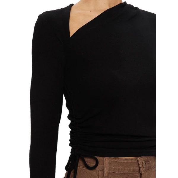 KIVARI Annika Jersey Top in Black, view 4