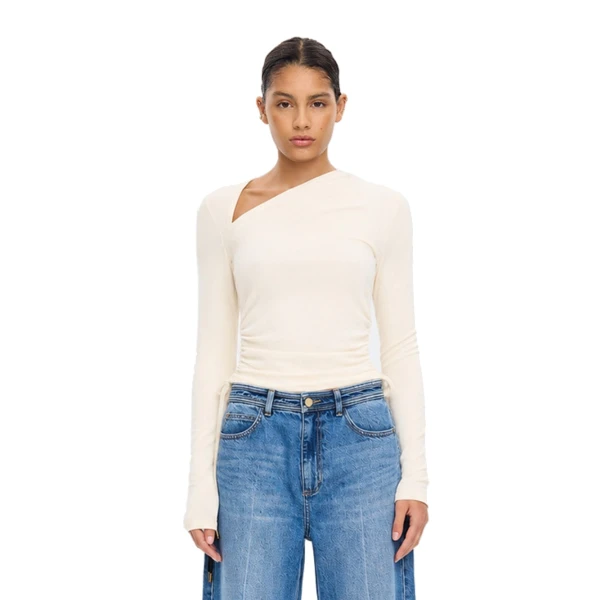 KIVARI Annika Jersey Top in Cream, view 2