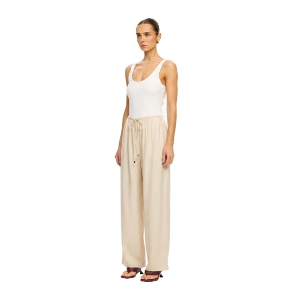 KIVARI Blythe Pant in Champagne, view 3
