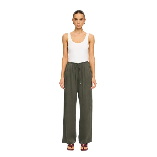 KIVARI Blythe Pant in Dark Green, view 2