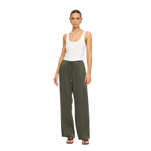 KIVARI Blythe Pant in Dark Green, view 6