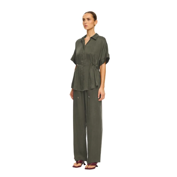 KIVARI Jaxon Shirt in Dark Green, view 3
