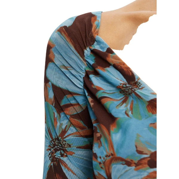 KIVARI Nieve Mesh Top in Blue, view 5