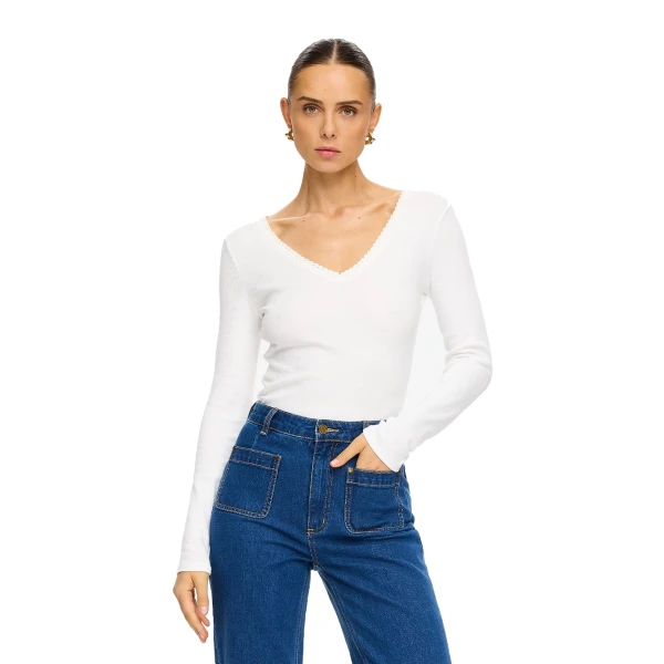 KIVARI Tallulah V Neck Top in Ivory, view 2