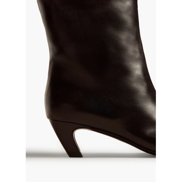 Arizona Boot in Black Leather - Image 4