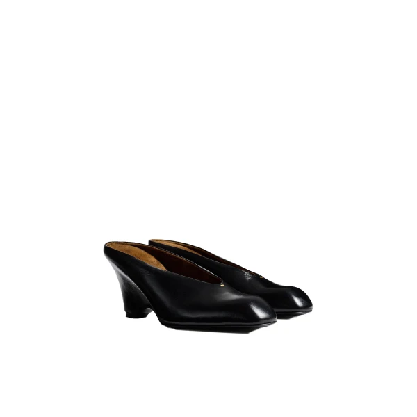 Colt Wedge in Black Glazed Leather - Image 2