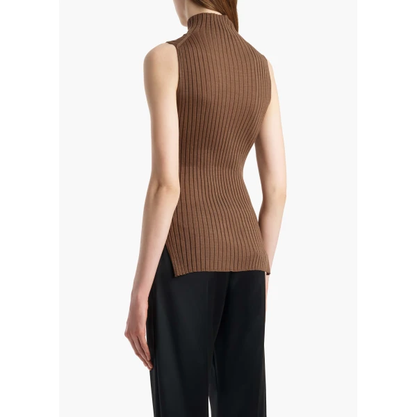 Karla Top in Chestnut - Image 4