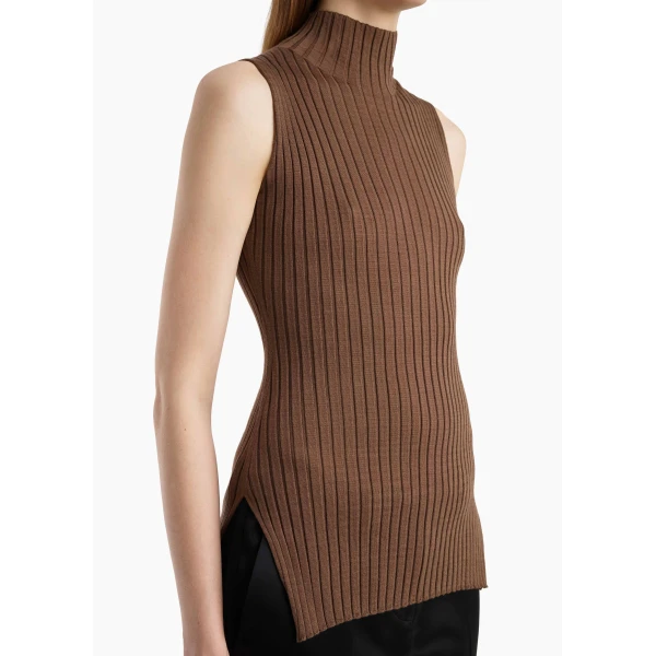 Karla Top in Chestnut - Image 5