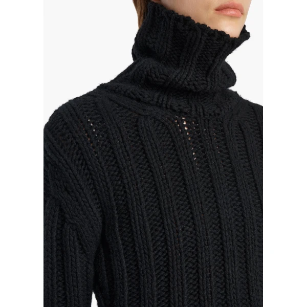 Kelly Sweater in Black - Image 5