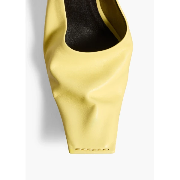 Marlene Low Pump in Pale Yellow - Image 5