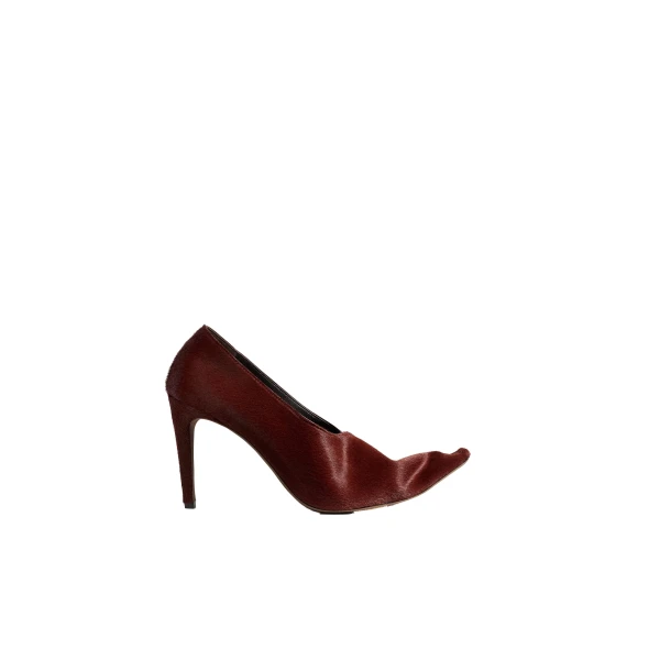 Marlene Pump in Red Mahogany Haircalf