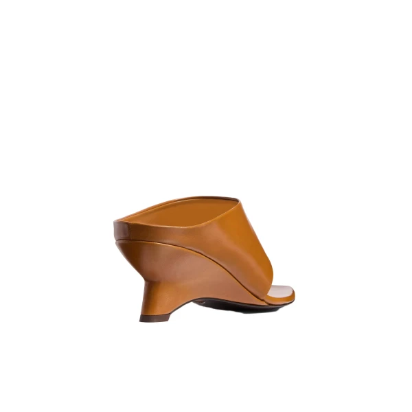 Marlow Mule in Cuoio Glazed Leather - Image 4