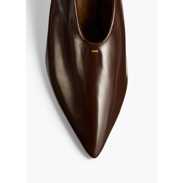Miriam Low Pump in Cacao Glazed Leather - Image 5