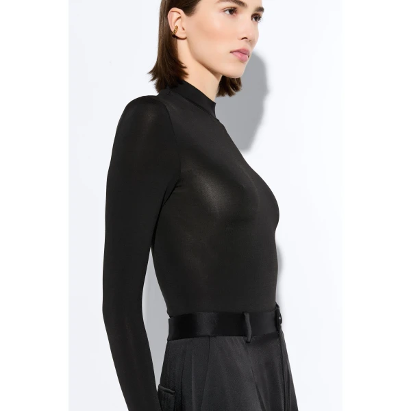black tops