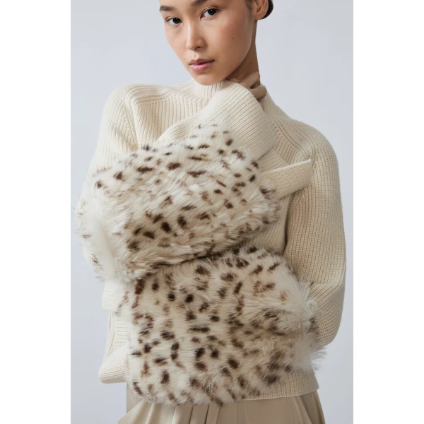 sand sweater