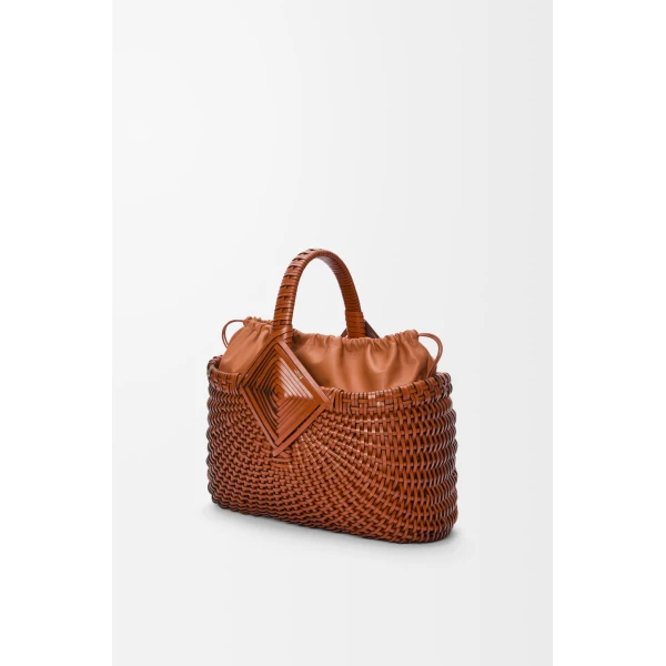 Loewe Diamond Square Basket in calfskin, Tan | Totes & Top-Handle Bags | Luxury Shoes 