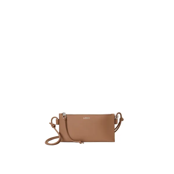 Joya pouch in nappa calfskin, Mocha
