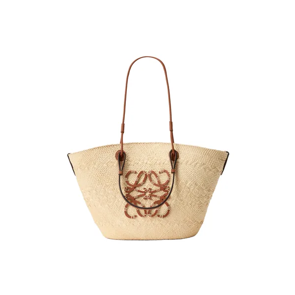Medium Anagram Basket bag in iraca palm and calfskin, Natural/Tan