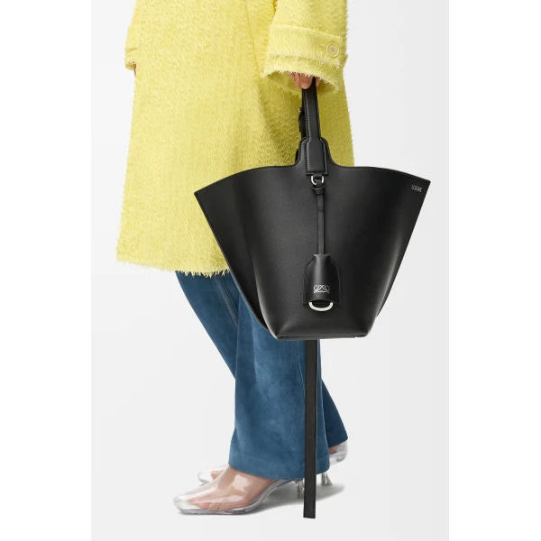 Loewe Medium Bilbao bucket in smooth calfskin, Black | Bucket Bags | Luxury Shoes 