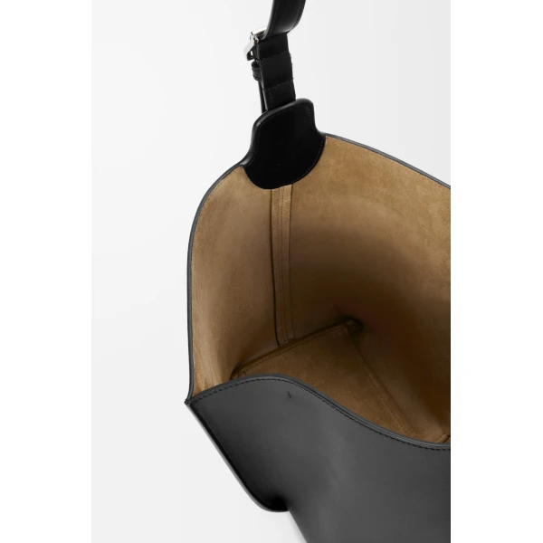 Loewe Medium Bilbao bucket in smooth calfskin, Black | Bucket Bags | Luxury Shoes 
