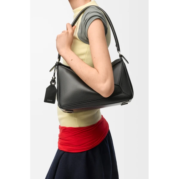 Loewe Medium Featherlight Puzzle bag in nappa lambskin, Black | Shoulder & Crossbody Bags | Luxury Shoes 