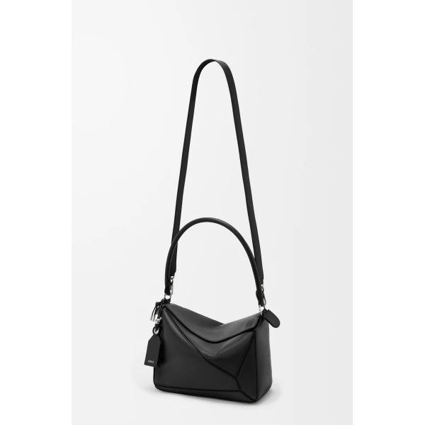 Loewe Medium Featherlight Puzzle bag in nappa lambskin, Black | Shoulder & Crossbody Bags | Luxury Shoes 