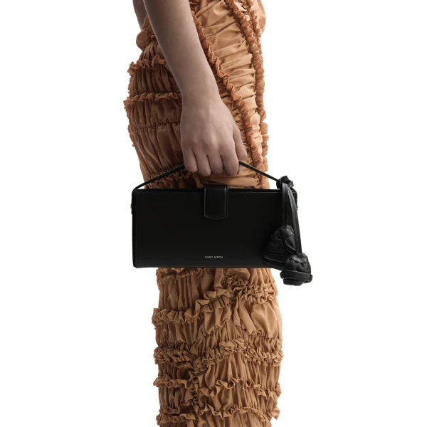 Apolonia bag in black leather with flower charm - Image 6