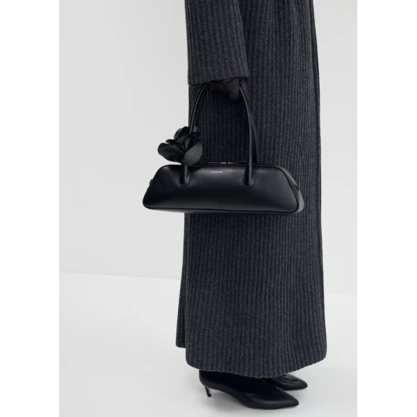 Brigitte trapeze bag in black leather and silver - Image 4