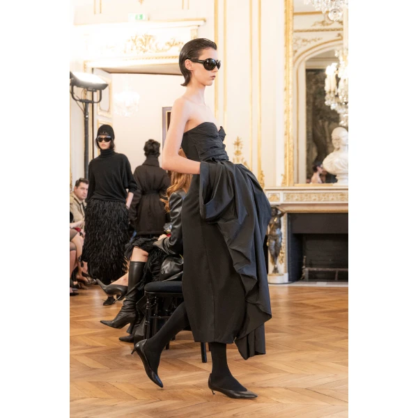 Fan corset midi dress in black - Image 4