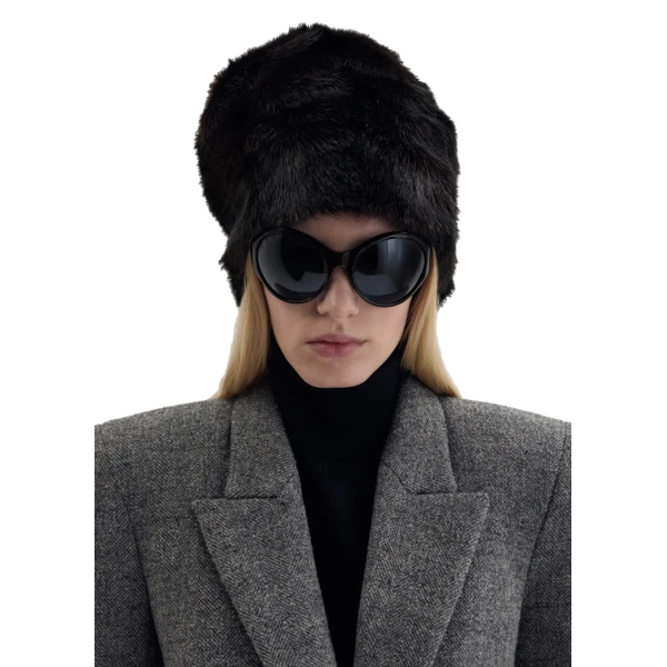 Faux fur hat in dark brown - Image 3