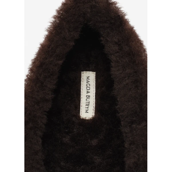 Leather ballerina heels with shearling trim in brown - Image 4