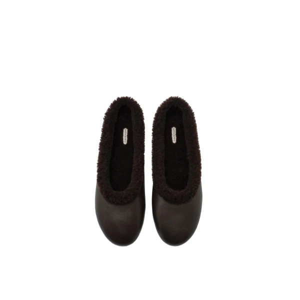 Leather ballet flats with shearling trim in brown - Image 3