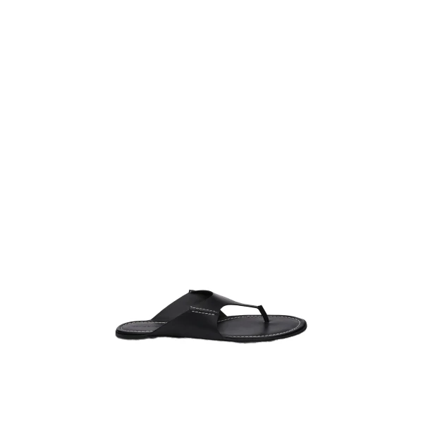 Leather thong flat sandals in black
