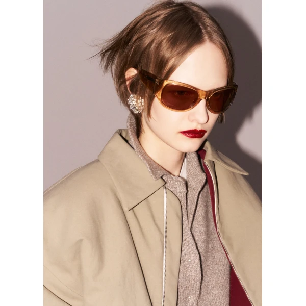 Round sunglasses in beige - Image 4
