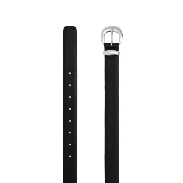Silver-toned oval buckle leather belt in black