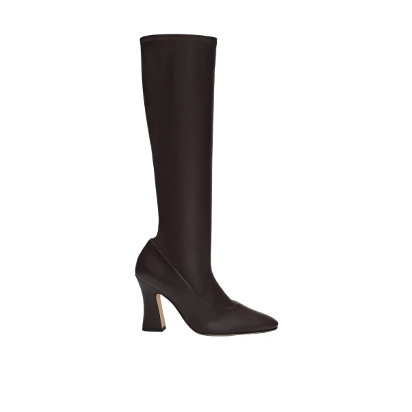 Thick heel leather boots in brown